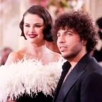 Benny Blanco recuerda que su mamá le dijo que debía casarse con Selena Gomez en 2019: ‘Plantó la semilla’