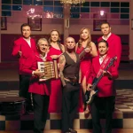 Ke Personajes celebra su primer No. 1 en Billboard No. 1 con colaboración con Los Ángeles Azules: ‘Un verdadero privilegio
