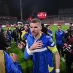 El capitán bosnio Edin Džeko deja la selección con 40 años tras «haberlo dado todo»
