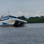 Evacuan pasajeros tras incidente de ferry en muelle de cabotaje de La Ceiba