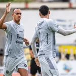 Real España vence por la mínima a Estrella Roja y sigue líder del Apertura