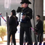 Críticas en redes obligan a NPR a explicar edición de video sobre migrantes de Los Tigres del Norte